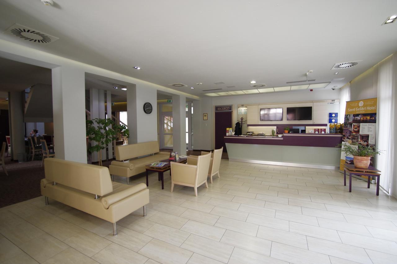 Szent Gellert Hotel İstolni Belgrad Dış mekan fotoğraf