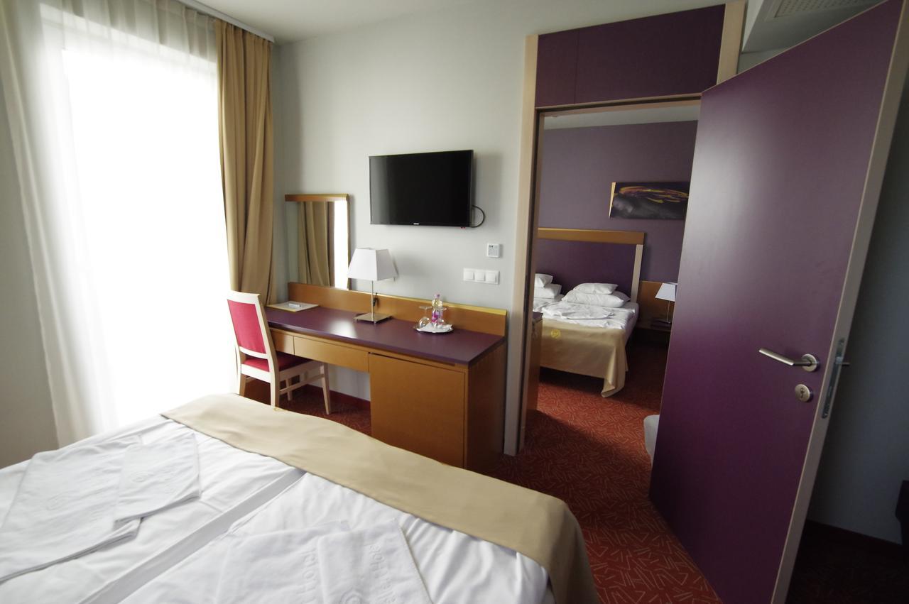 Szent Gellert Hotel İstolni Belgrad Dış mekan fotoğraf