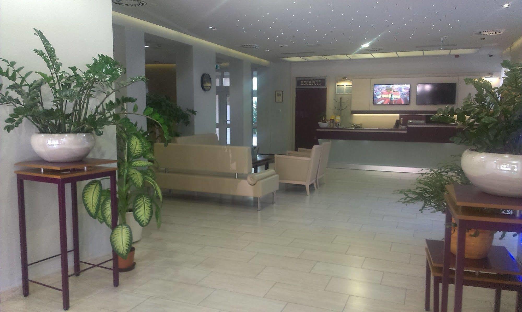 Szent Gellert Hotel İstolni Belgrad Dış mekan fotoğraf