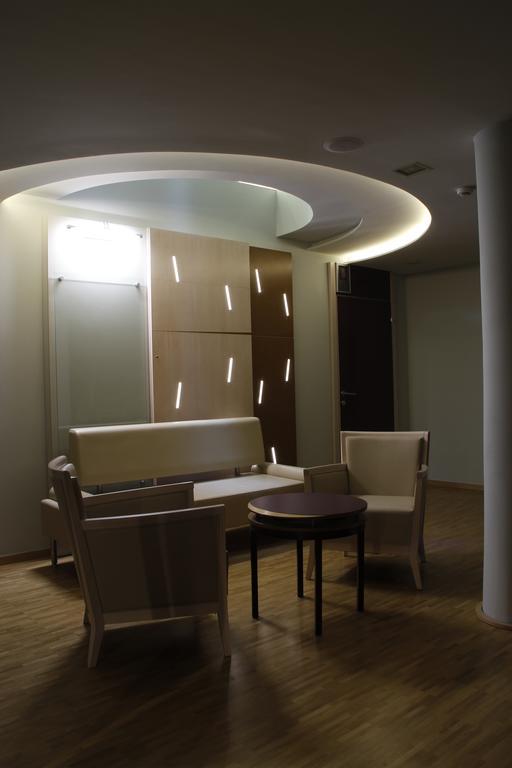Szent Gellert Hotel İstolni Belgrad Dış mekan fotoğraf