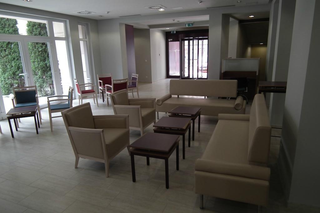 Szent Gellert Hotel İstolni Belgrad Dış mekan fotoğraf